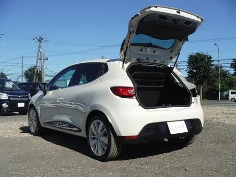Renault Lutecia