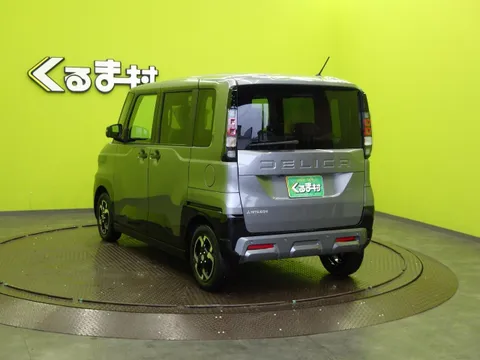 Mitsubishi Delica Mini