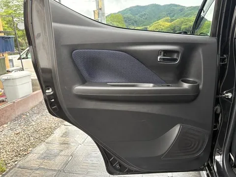 Mitsubishi eK X
