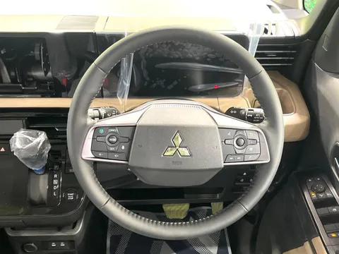Mitsubishi Delica Mini