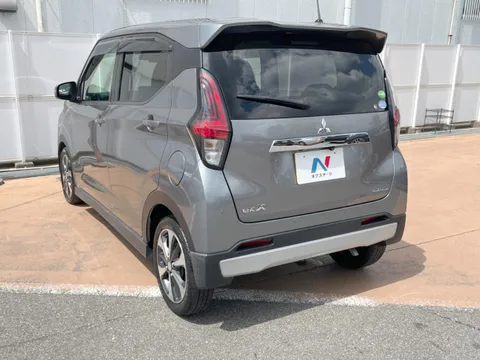 Mitsubishi eK X