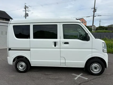 Nissan Clipper
