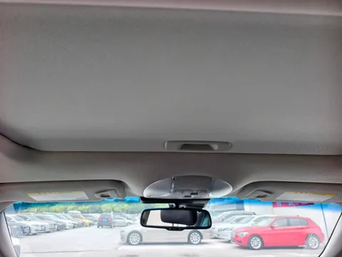 Infiniti Q70