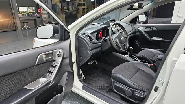 Kia Cerato (Forte)