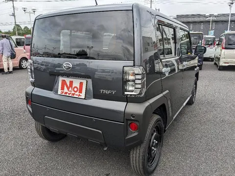 Daihatsu Taft