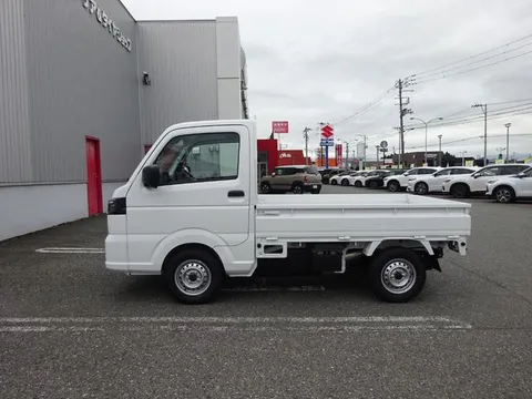 Nissan Clipper Truck