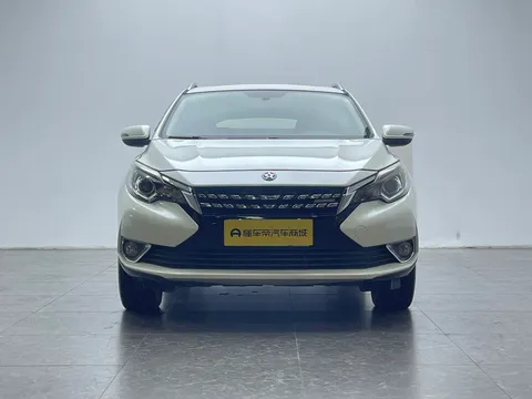 Venucia T90