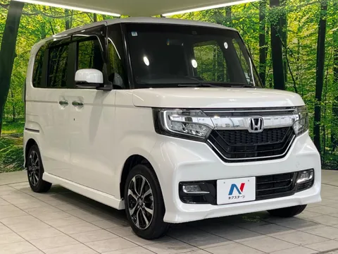 Honda N-BOX Custom