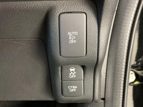 Honda N-BOX Slash