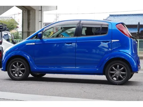 Subaru R2