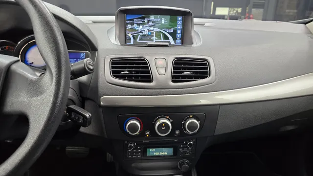 Renault SM3