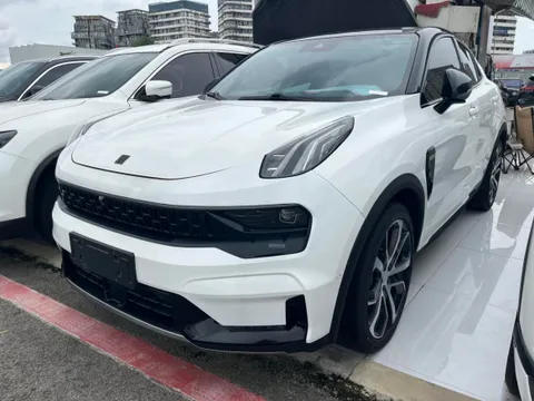 Lynk & Co Lynk & Co 05
