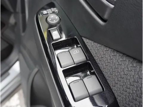 Mitsubishi eK X
