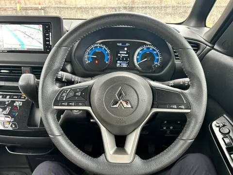 Mitsubishi eK X Space