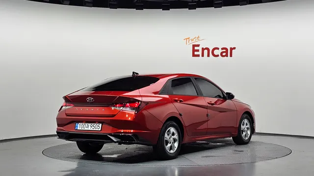 Hyundai Elantra (Avante)