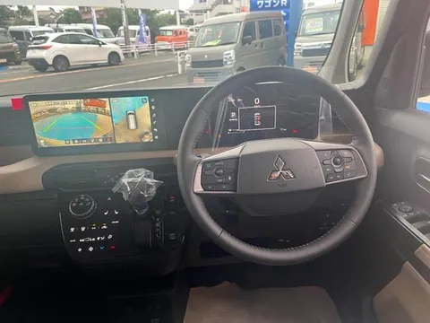 Mitsubishi Delica Mini
