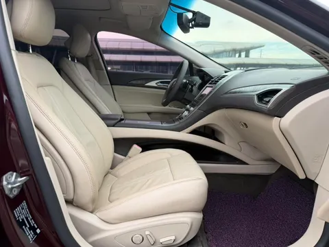 Lincoln MKZ