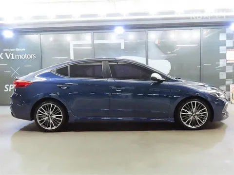 Hyundai Elantra (Avante)