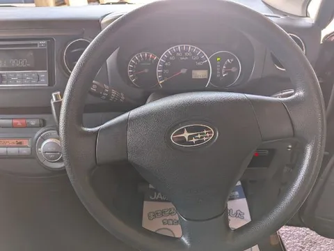 Subaru Lucra