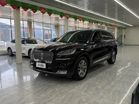 Lincoln Aviator