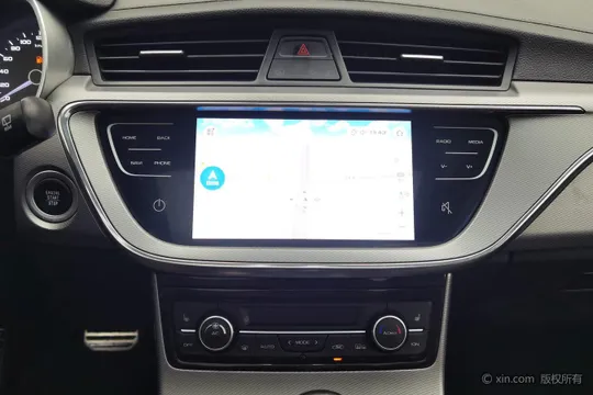 Geely Emgrand GS