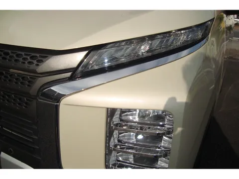 Mitsubishi eK X