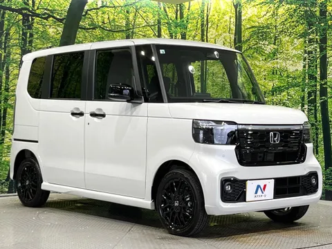 Honda N-BOX Custom