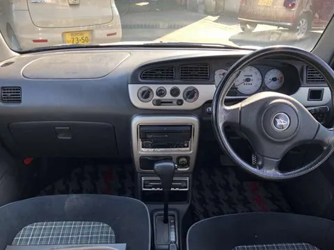 Daihatsu Mira Gino