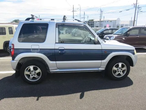 Mitsubishi Pajero Mini