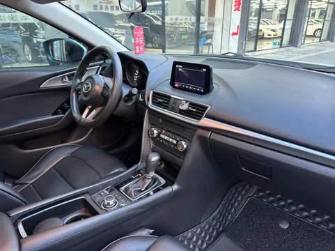 Mazda Mazda3