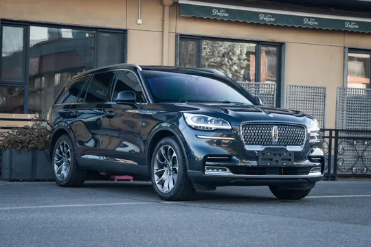 Lincoln Aviator