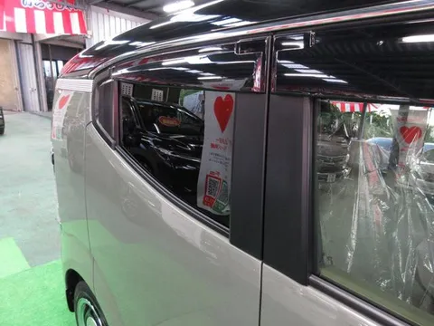 Honda N-BOX Slash