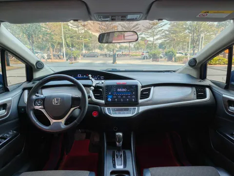 Honda Jade