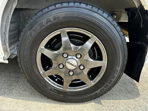 Toyota TownAce Van
