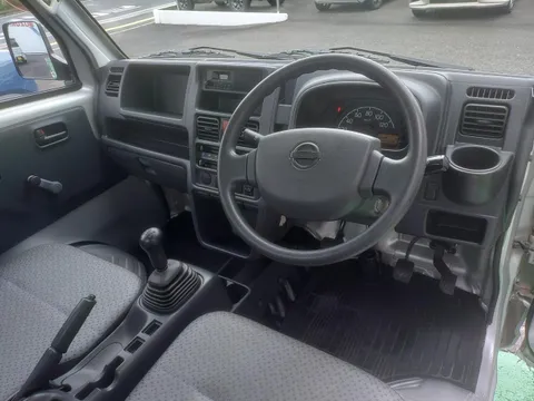 Nissan Clipper Truck