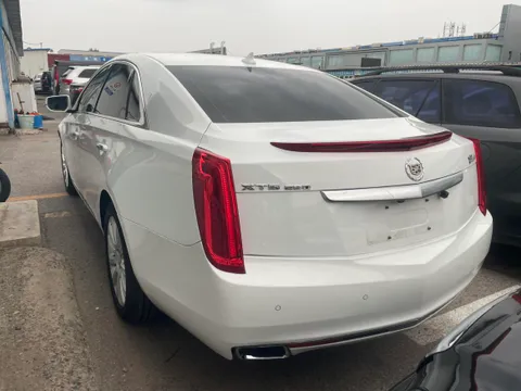 Cadillac XTS