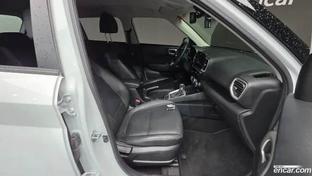 Hyundai Venue