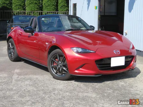 Mazda MX-5 (Roadster)
