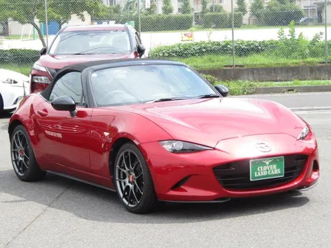 Mazda MX-5 (Roadster)