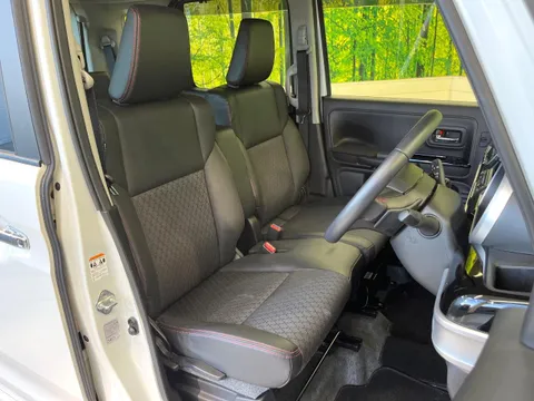 Suzuki Spacia Custom