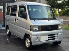 Mitsubishi Minicab Van