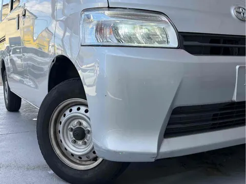 Toyota TownAce Van