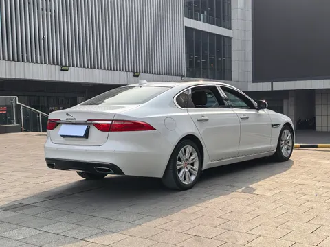 Jaguar XFL