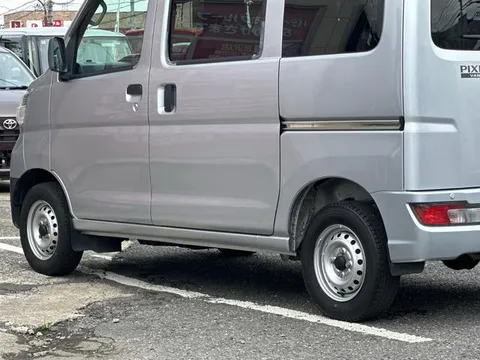 Toyota Pixis Van