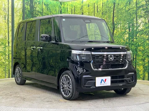 Honda N-BOX Custom