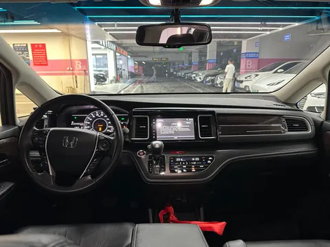 Honda Elysion