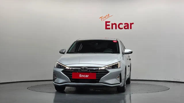 Hyundai Elantra (Avante)