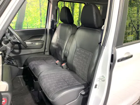 Mitsubishi Delica Mini