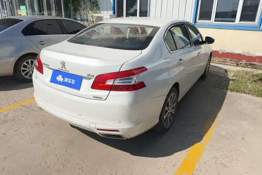 Peugeot 408
