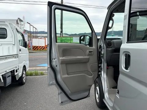 Nissan Clipper
